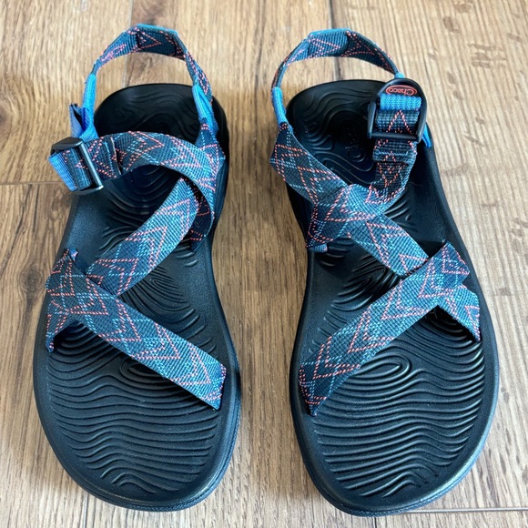 Women's Chaco ZVOLV Waltz Navy Sandals. Size 8. Worn once. - Picture 2 of 7
